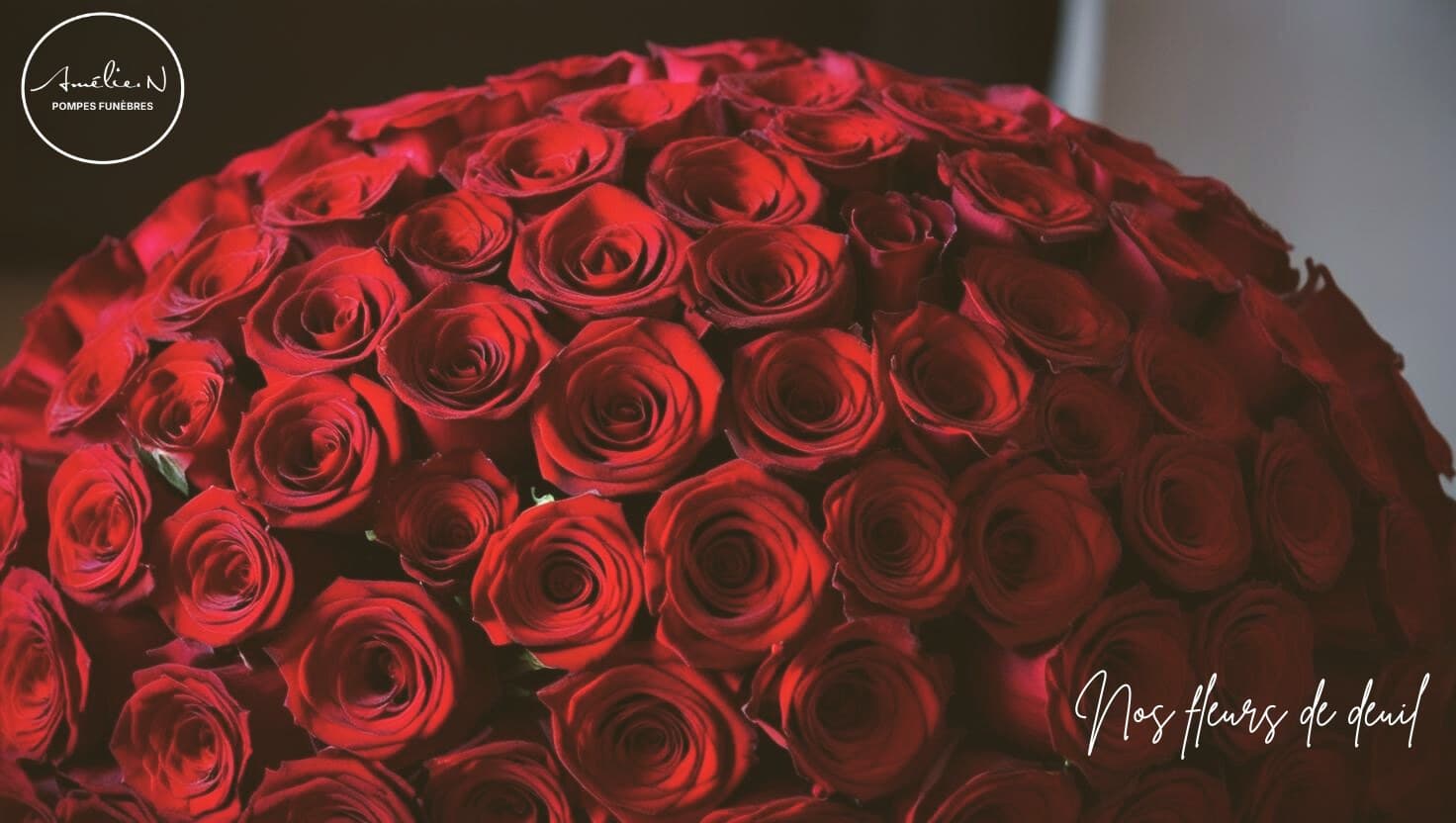 Composition de roses rouges du visuel Nos fleurs de deuil